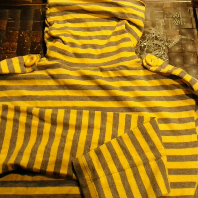 MOSCHINO(モスキーノ)の値下げMOSCHINO JEANS　 レディースのトップス(Tシャツ(長袖/七分))の商品写真