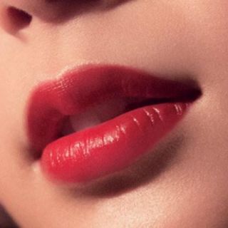 マック(MAC)の新品 未開封 Amuse  Lipstick ホットレッド(口紅)