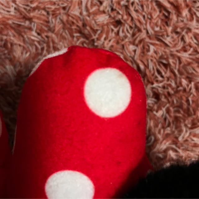 Disney(ディズニー)のミニーちゃんカチューシャ エンタメ/ホビーのおもちゃ/ぬいぐるみ(キャラクターグッズ)の商品写真