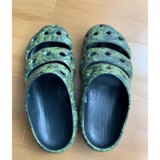 キーン(KEEN)のKEEN キーン ヨギアーツ CAMO GREEN(サンダル)