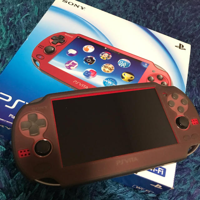 2021春夏新色】 PCH-1100 PSvita 黒 本体 電源ケーブル ケース ソフトセット