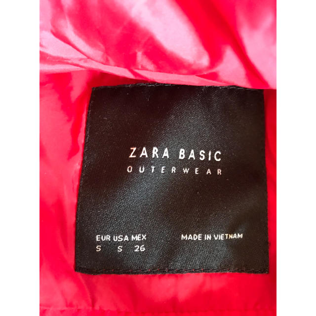 ZARA(ザラ)のみぃな様専用 ZARA ダウンジャケット レディースのジャケット/アウター(ダウンジャケット)の商品写真