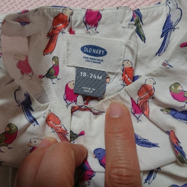 Old Navy(オールドネイビー)のAYAMI様専用☆ノースリーブシャツ 18-24m キッズ/ベビー/マタニティのベビー服(~85cm)(シャツ/カットソー)の商品写真