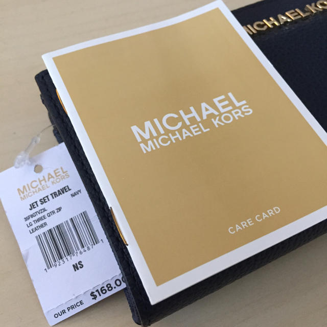 Michael Kors(マイケルコース)の【らむね様専用】マイケルコース 長財布 ネイビー レディースのファッション小物(財布)の商品写真