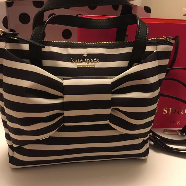 kate spade new york(ケイトスペードニューヨーク)のさわちゃん様専用 新品！ケイトスペード   他の方はお控え下さい。 レディースのバッグ(ハンドバッグ)の商品写真