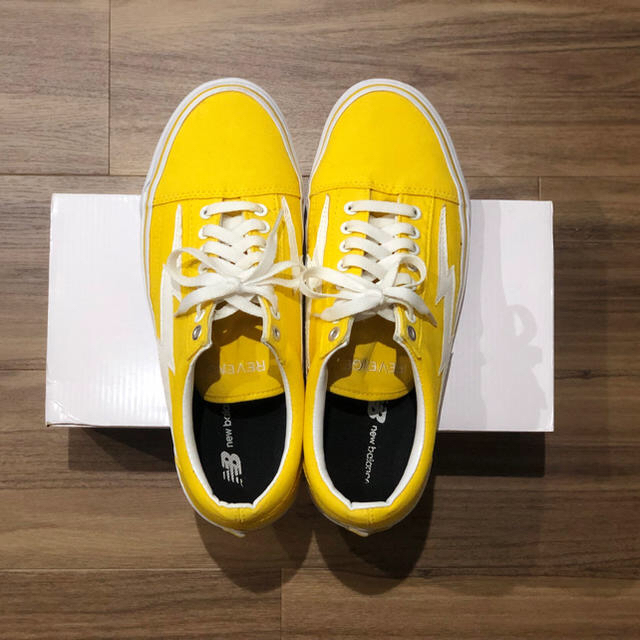 Supreme(シュプリーム)の[美品] REVENGE × STORM yellow 29cm メンズの靴/シューズ(スニーカー)の商品写真