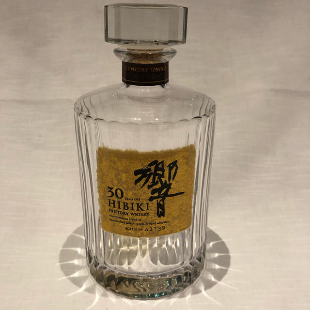 サントリー - 響 30年 空瓶 空ボトルの通販 by yamashita shop｜サントリーならラクマ