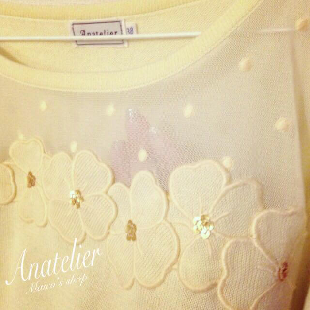 anatelier(アナトリエ)の美品♡今期anatelierお花ニット レディースのトップス(ニット/セーター)の商品写真