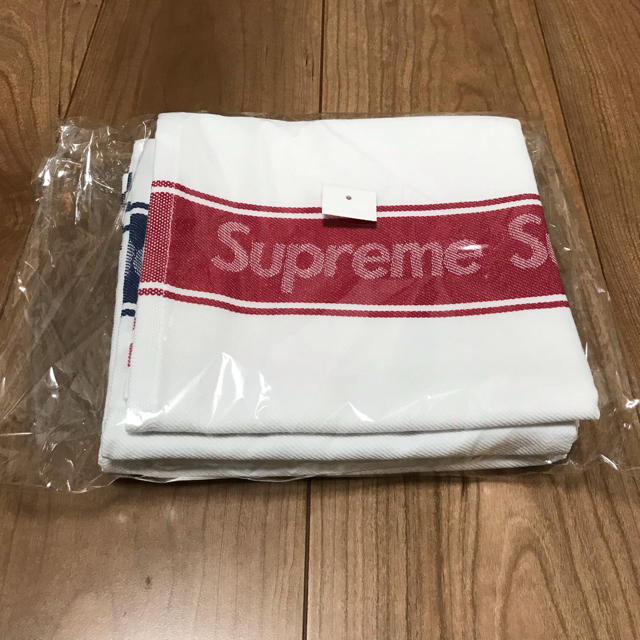 Supreme(シュプリーム)の新品 19SS Supreme Dish Towels (Set of 3) エンタメ/ホビーのアニメグッズ(タオル)の商品写真