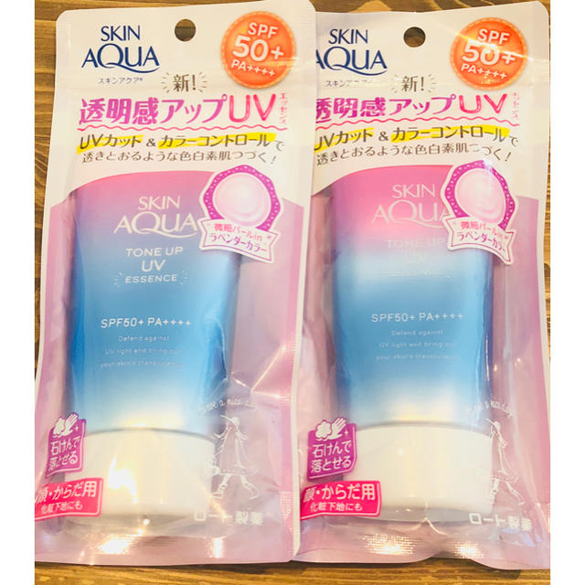 ロート製薬(ロートセイヤク)のSKINAQUA スキンアクア 日焼け止め トーンアップ コスメ/美容のベースメイク/化粧品(化粧下地)の商品写真