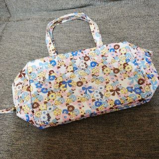 ルートート(ROOTOTE)の花柄♡おむつポーチ*Mommy Roo(ベビーおむつバッグ)