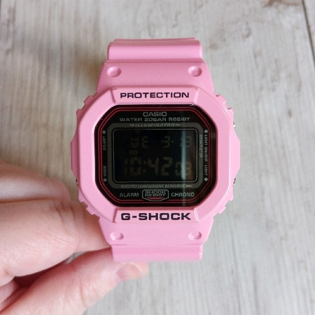 G-SHOCK　DW-5600LR 腕時計　カシオ