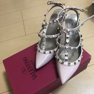 ジャンニバレンチノ(GIANNI VALENTINO)のバレンティノ 風 パンプス 専用！！！！(ハイヒール/パンプス)