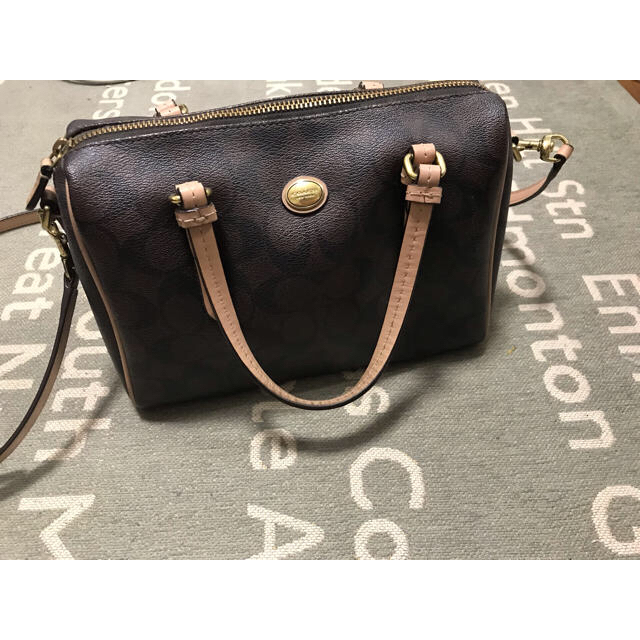 COACH(コーチ)のcoach  ショルダーバッグ レディースのバッグ(ショルダーバッグ)の商品写真