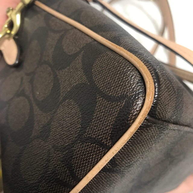 COACH(コーチ)のcoach  ショルダーバッグ レディースのバッグ(ショルダーバッグ)の商品写真