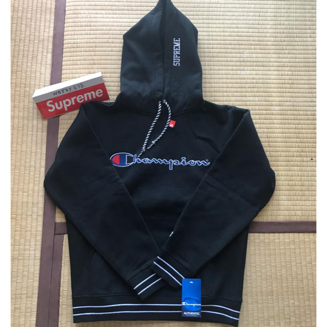 パーカーSupreme Champion パーカー