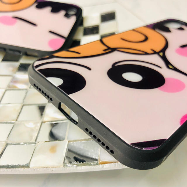 インスタ映え 可愛いすぎる クレヨンしんちゃん の 人気の iphoneケース