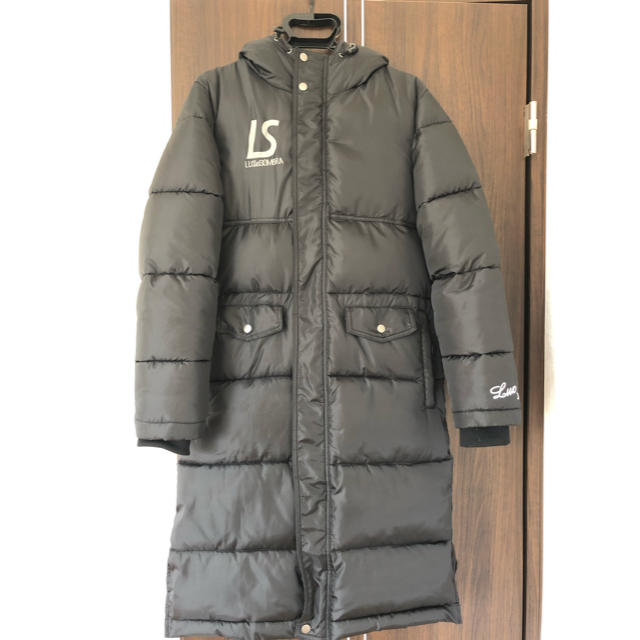 LUZ(ルース)の【超希少】S サイズ ルースイソンブラ　ベンチコート BENCH COAT 美品 スポーツ/アウトドアのサッカー/フットサル(ウェア)の商品写真