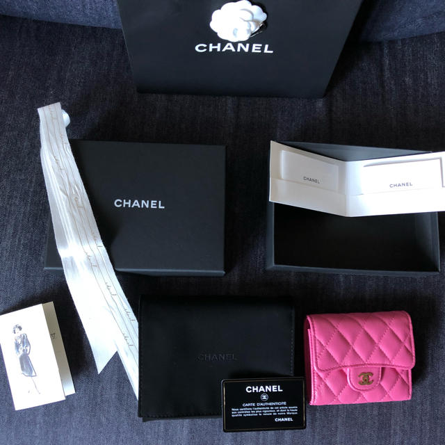 美品】 CHANEL - シャネル 2018 クルーズコレクション 財布