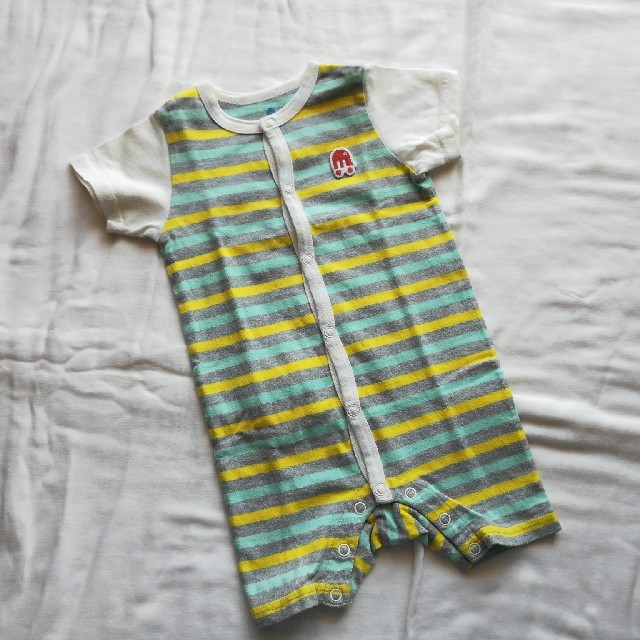 SHIPS KIDS(シップスキッズ)のSHIPS　ロンパース　70サイズ キッズ/ベビー/マタニティのベビー服(~85cm)(ロンパース)の商品写真