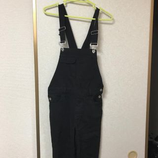 ザラ(ZARA)のZARA 黒サロペット(サロペット/オーバーオール)