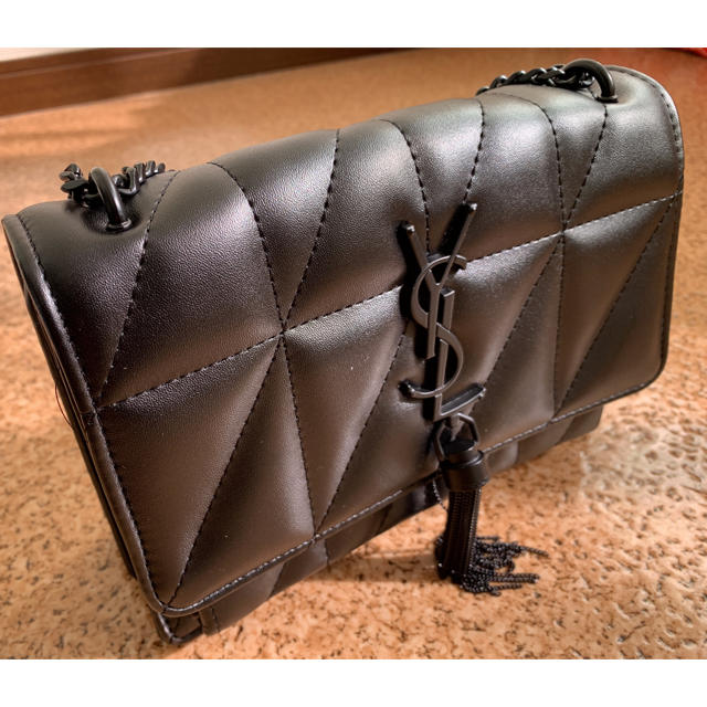Yves Saint Laurent Beaute(イヴサンローランボーテ)のショルダーバッグ レディースのバッグ(ショルダーバッグ)の商品写真