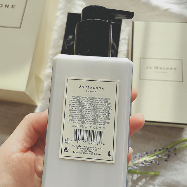 Jo Malone(ジョーマローン)の🇬🇧JoeMaloneブロッサム&ハニー ボディ&ハンドクリーム🇬🇧 コスメ/美容のボディケア(ボディクリーム)の商品写真