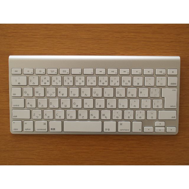 Apple(アップル)のApple Wireless Keyboard (JIS)  スマホ/家電/カメラのPC/タブレット(PC周辺機器)の商品写真