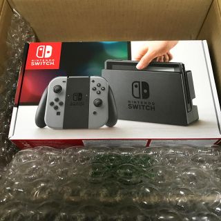 ニンテンドースイッチ(Nintendo Switch)の任天堂スイッチ 新品、未開封(家庭用ゲーム機本体)