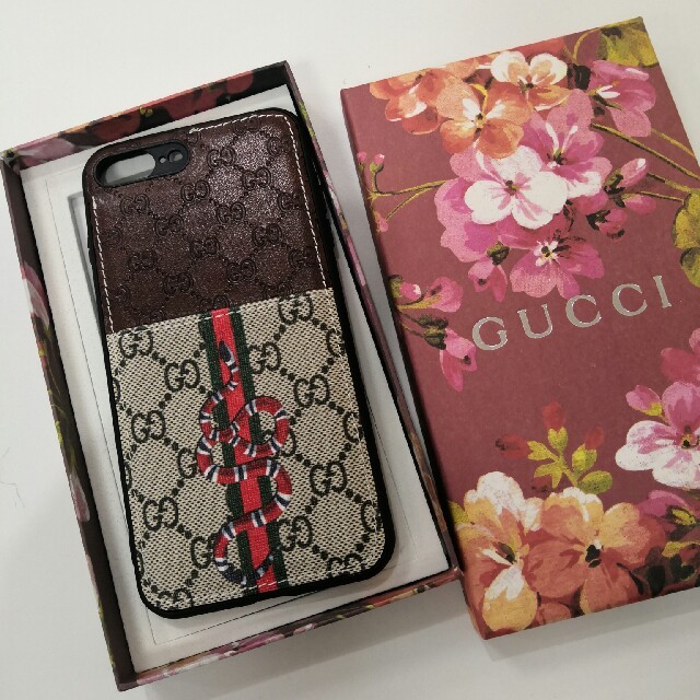 Gucci - Iphoneケース　グッチ  　
の通販 by あつ子^_^'s shop｜グッチならラクマ