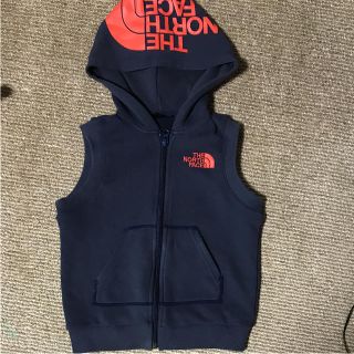 ザノースフェイス(THE NORTH FACE)のノースフェイス ノースリーブ パーカー 110(ジャケット/上着)