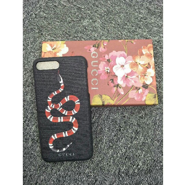 iphone カバー かわいい - Gucci - Gucci携帯ケース iphonecase アイフォンケース 新品
蛇の通販 by たにはた's shop｜グッチならラクマ