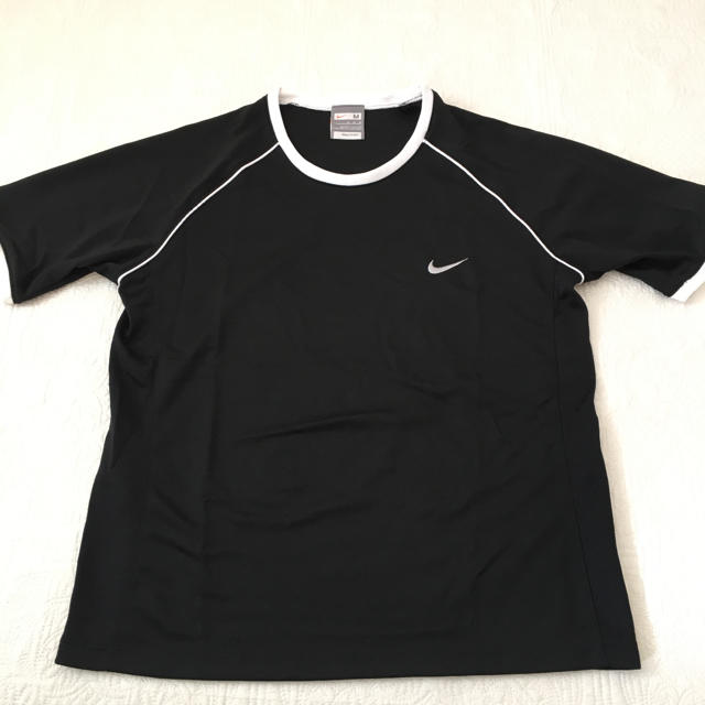 NIKE(ナイキ)のRady様専用☆NIKE Tシャツ レディースのトップス(Tシャツ(半袖/袖なし))の商品写真