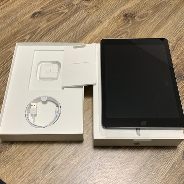 タブレットiPad 第6世代 2018年モデル