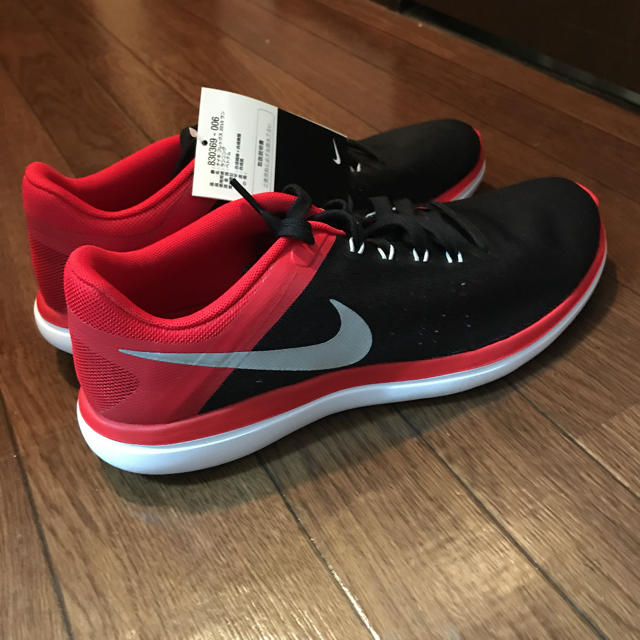 Nike Flex 16 Rn フレックス ラン ナイキ 黒 赤 スニーカーの通販 By Hixus S Shop ラクマ