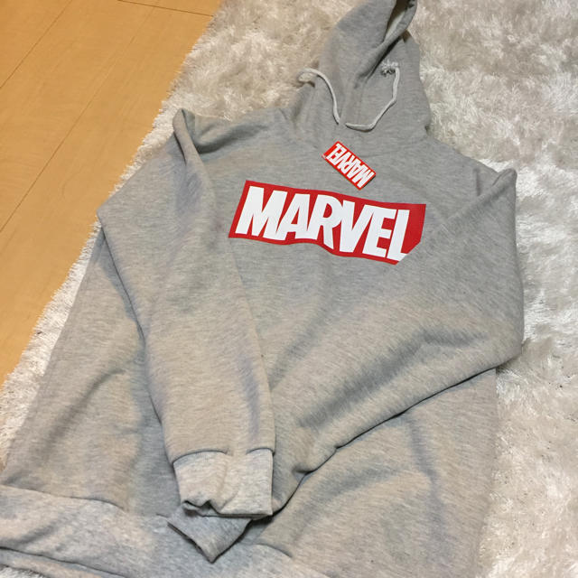 MARVEL(マーベル)のmarvel パーカー レディースのトップス(パーカー)の商品写真