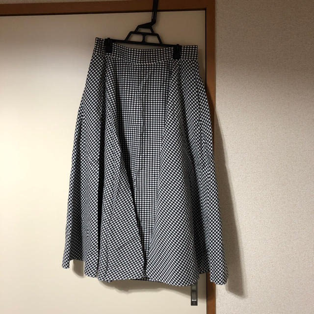 UNIQLO(ユニクロ)のUNIQLO ギンガムチェックの膝下丈スカート レディースのスカート(ひざ丈スカート)の商品写真