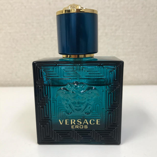 VERSACE(ヴェルサーチ)のH&Y様専用 VERSACEエロス コスメ/美容の香水(香水(男性用))の商品写真