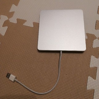 マック(Mac (Apple))のMac Book USB Super Drive 純正品(PC周辺機器)