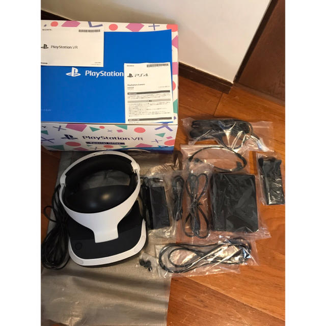 PlayStation VR(プレイステーションヴィーアール)のPlayStation VR Special Offer エンタメ/ホビーのゲームソフト/ゲーム機本体(家庭用ゲーム機本体)の商品写真