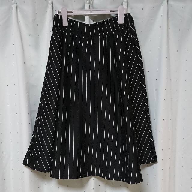 ストライプ柄スカート レディースのスカート(ひざ丈スカート)の商品写真