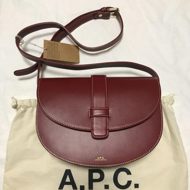 新品 APC Eloise ハーフムーン レザーバッグ