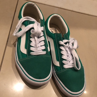 ヴァンズ(VANS)のバンズ オールドスクール グリーン(スニーカー)