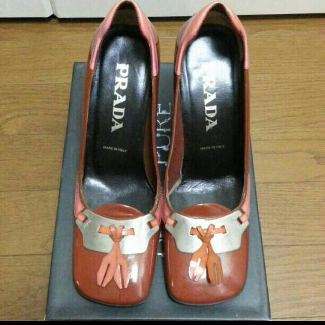 PRADA(プラダ)のPRADAのパンプス レディースの靴/シューズ(ハイヒール/パンプス)の商品写真