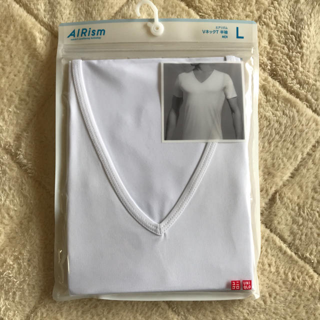 UNIQLO(ユニクロ)のエアリズム ＶネックＴ 半袖 MEN Ｌ メンズのアンダーウェア(その他)の商品写真