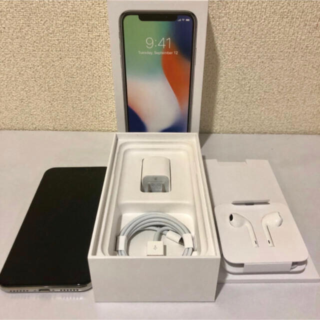 iPhoneX 64GB シルバー SIMロック解除済み