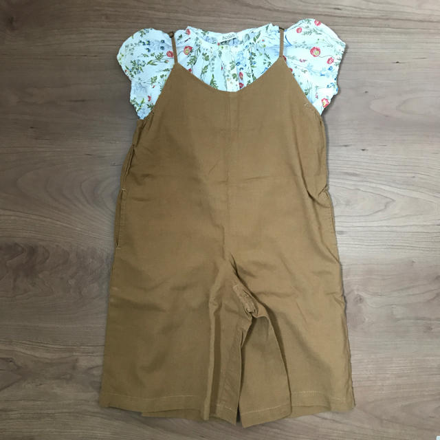 Acoba(アコバ)のK 様  acoba ボタニカルブラウス 90 キッズ/ベビー/マタニティのキッズ服女の子用(90cm~)(Tシャツ/カットソー)の商品写真