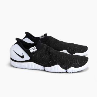 ナイキ(NIKE)のNIKE AQUA SOCK 360 アクアソック360 BLACK/WHITE(スリッポン/モカシン)