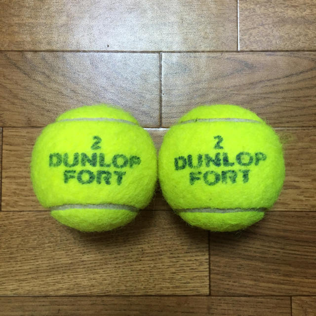 DUNLOP(ダンロップ)のダンロップテニスボール 2個 スポーツ/アウトドアのテニス(ボール)の商品写真