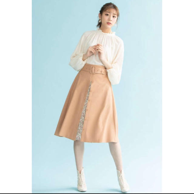 JILL by JILLSTUART(ジルバイジルスチュアート)のレイシーパフブラウス  ジルバイ レディースのトップス(シャツ/ブラウス(長袖/七分))の商品写真